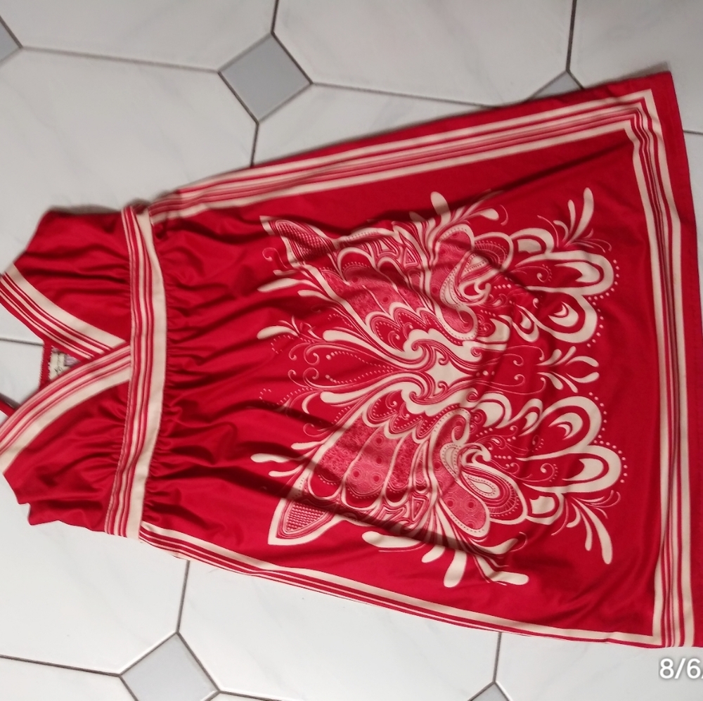 Red/white sun dress - Picture 7 of 10